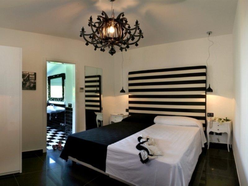 Palazzo Tritone & Abagnale Bed and breakfast